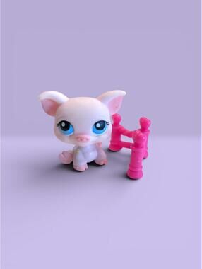 Littlest Pet Shop LPS Pig #87 comes with Fence Accessories Red Magnet Pet.